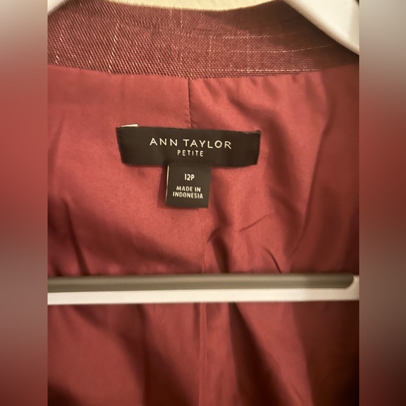 Suit set | Ann Taylor | 12 petite - Picture 3 of 6